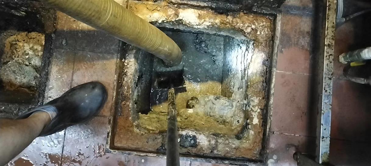 西沙化油池清理-污水池清掏